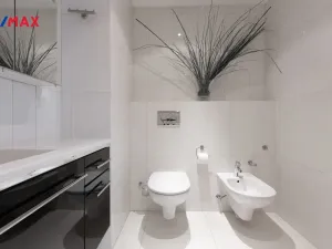 Prodej bytu 2+kk, Karlovy Vary, Libušina, 70 m2