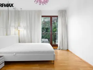 Prodej bytu 2+kk, Karlovy Vary, Libušina, 70 m2