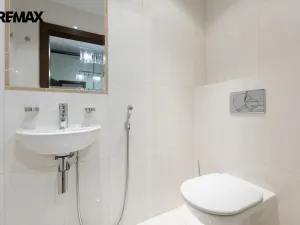 Prodej bytu 2+kk, Karlovy Vary, Libušina, 70 m2