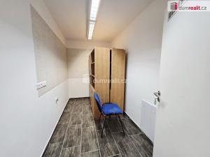 Pronájem kanceláře, Praha - Hloubětín, V chaloupkách, 172 m2