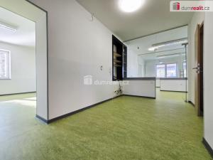 Pronájem kanceláře, Praha - Hloubětín, V chaloupkách, 172 m2