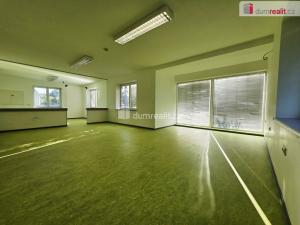 Pronájem kanceláře, Praha - Hloubětín, V chaloupkách, 172 m2