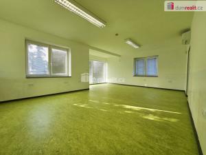 Pronájem kanceláře, Praha - Hloubětín, V chaloupkách, 172 m2