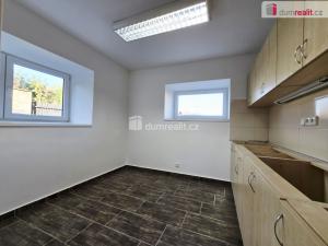Pronájem kanceláře, Praha - Hloubětín, V chaloupkách, 172 m2
