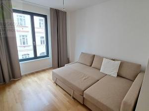 Pronájem bytu 4+kk, Praha - Žižkov, Krásova, 90 m2