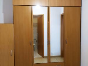 Pronájem bytu 1+kk, Praha - Prosek, Nad šestikopy, 37 m2