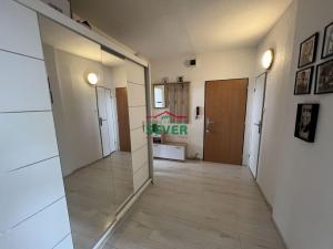 Prodej bytu 2+1, Postoloprty, Jiráskovo náměstí, 49 m2