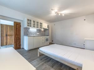 Prodej činžovního domu, Praha - Zadní Kopanina, Chaloupky, 102 m2