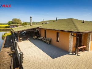 Prodej apartmánu, Hrdějovice, 500 m2