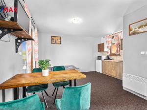 Prodej apartmánu, Hrdějovice, 500 m2