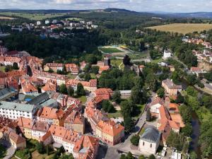 Prodej činžovního domu, Cheb, Kostelní náměstí, 250 m2