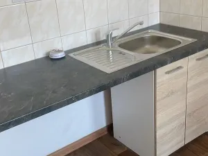 Pronájem bytu 1+kk, Ústí nad Labem - Předlice, Prostřední, 30 m2