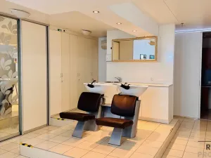 Prodej obchodního prostoru, Praha - Žižkov, Jeseniova, 107 m2