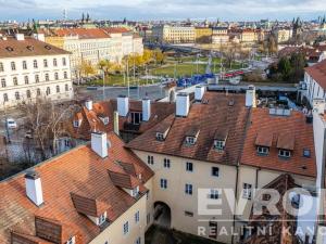 Prodej bytu 4+kk, Praha - Malá Strana, Valdštejnská, 125 m2