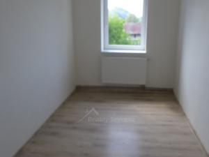 Pronájem bytu 3+1, Skalice u České Lípy, 87 m2