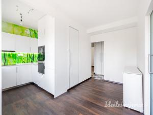 Pronájem bytu 4+kk, Praha - Záběhlice, Karafiátová, 68 m2