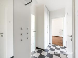 Pronájem bytu 4+kk, Praha - Záběhlice, Karafiátová, 68 m2