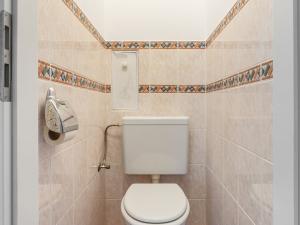 Pronájem bytu 4+kk, Praha - Záběhlice, Karafiátová, 68 m2