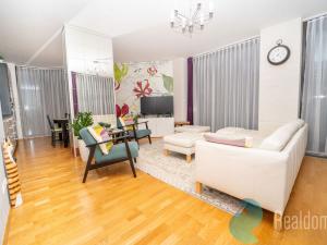 Prodej bytu 3+kk, Praha - Žižkov, Ke kapslovně, 140 m2