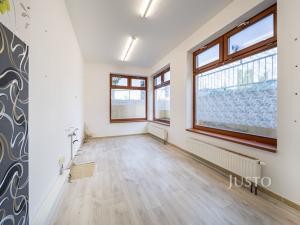 Prodej obchodního prostoru, Třeboň, Svobody, 63 m2