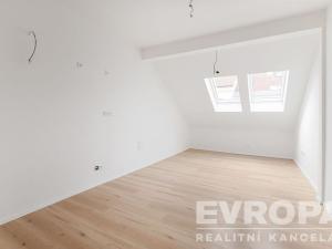 Prodej bytu 2+kk, Praha - Vinohrady, Jagellonská, 40 m2