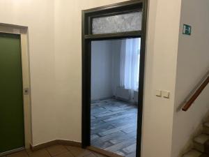 Pronájem obchodního prostoru, Litoměřice - Předměstí, Zítkova, 12 m2