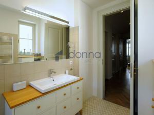 Pronájem bytu 2+kk, Praha - Josefov, Kaprova, 84 m2