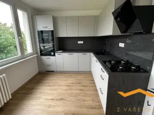 Pronájem bytu 3+1, Trutnov - Horní Staré Město, Pomněnková, 64 m2