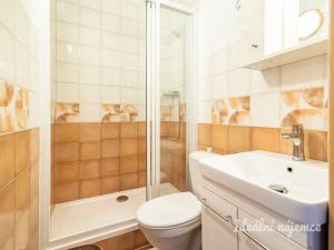 Pronájem bytu 1+1, Praha - Karlín, Pernerova, 37 m2
