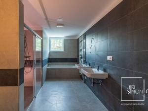 Prodej bytu 4+kk, Český Krumlov - Latrán, Za Jitonou, 92 m2