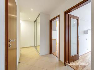 Pronájem bytu 4+kk, Praha - Záběhlice, Mattioliho, 100 m2