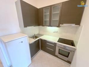 Pronájem bytu 1+kk, Praha - Nusle, Nuselská, 31 m2