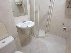 Pronájem bytu 1+kk, Praha - Nusle, Nuselská, 31 m2