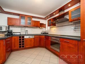 Pronájem bytu 3+1, Praha - Žižkov, Vlkova, 150 m2