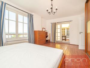 Pronájem bytu 3+1, Praha - Žižkov, Vlkova, 150 m2