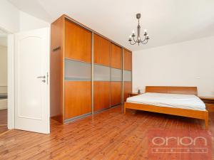 Pronájem bytu 3+1, Praha - Žižkov, Vlkova, 150 m2
