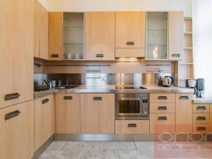 Pronájem bytu 2+kk, Praha - Malá Strana, Újezd, 75 m2