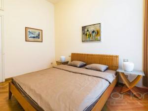 Pronájem bytu 2+kk, Praha - Malá Strana, Újezd, 75 m2