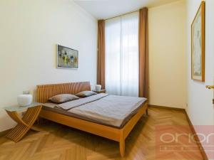 Pronájem bytu 2+kk, Praha - Malá Strana, Újezd, 75 m2