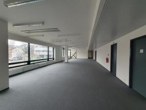 Pronájem kanceláře, Praha - Libeň, Voctářova, 490 m2