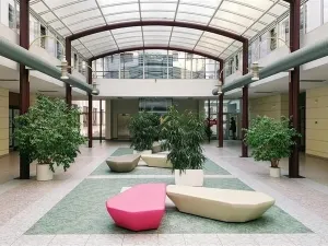 Pronájem kanceláře, Praha - Karlín, Sokolovská, 321 m2