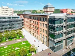 Pronájem kanceláře, Praha - Holešovice, Jankovcova, 507 m2