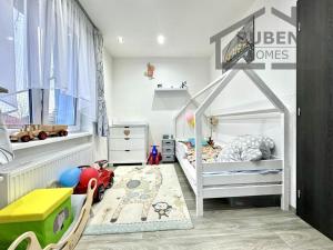 Prodej bytu 3+kk, Tachov, Školní, 56 m2