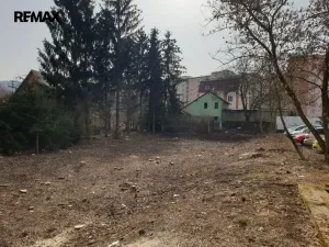 Prodej komerčního pozemku, Karlovy Vary, Uvalská, 1700 m2