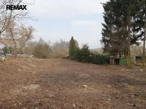 Prodej komerčního pozemku, Karlovy Vary, Uvalská, 1700 m2