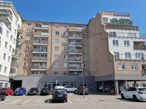 Pronájem bytu 1+kk, Klecany, V Honech, 35 m2