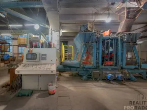 Prodej výrobních prostor, Moravský Krumlov, Pod Leskounem, 2555 m2