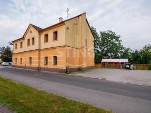 Prodej restaurace, Paskov, Náměstí, 500 m2