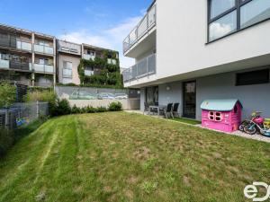 Prodej bytu 2+kk, Praha - Hrdlořezy, Mezilehlá, 53 m2