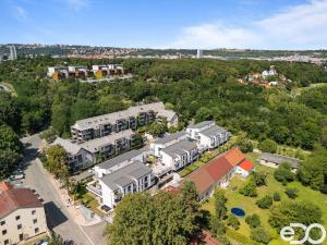 Prodej bytu 2+kk, Praha - Hrdlořezy, Mezilehlá, 53 m2